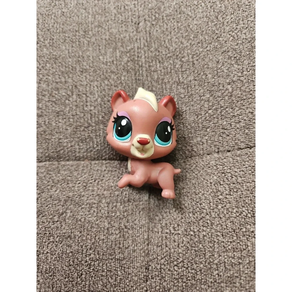 Littlest Pet Shop light wear