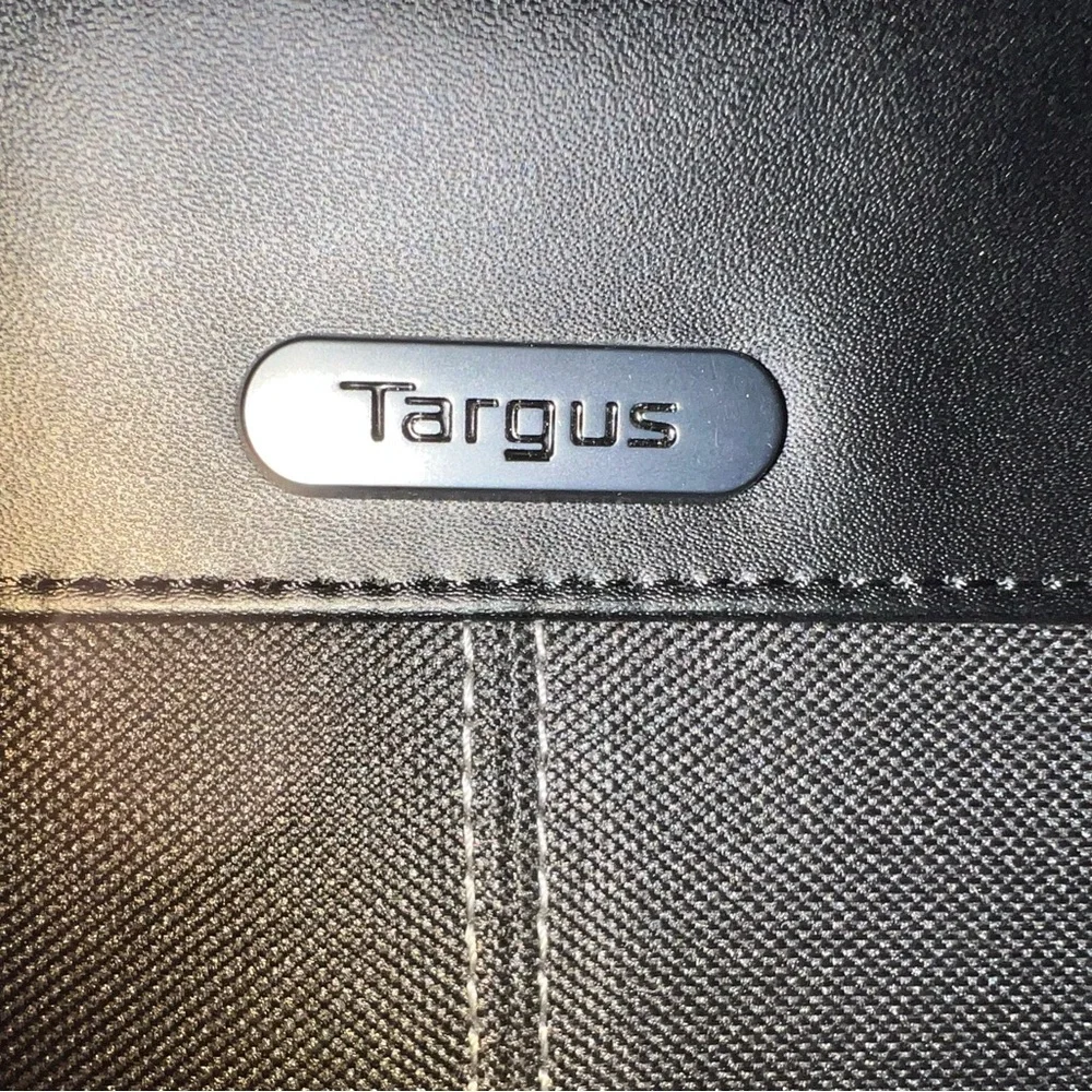 Targus laptop case