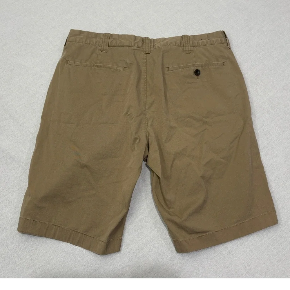 J. Crew gently pre