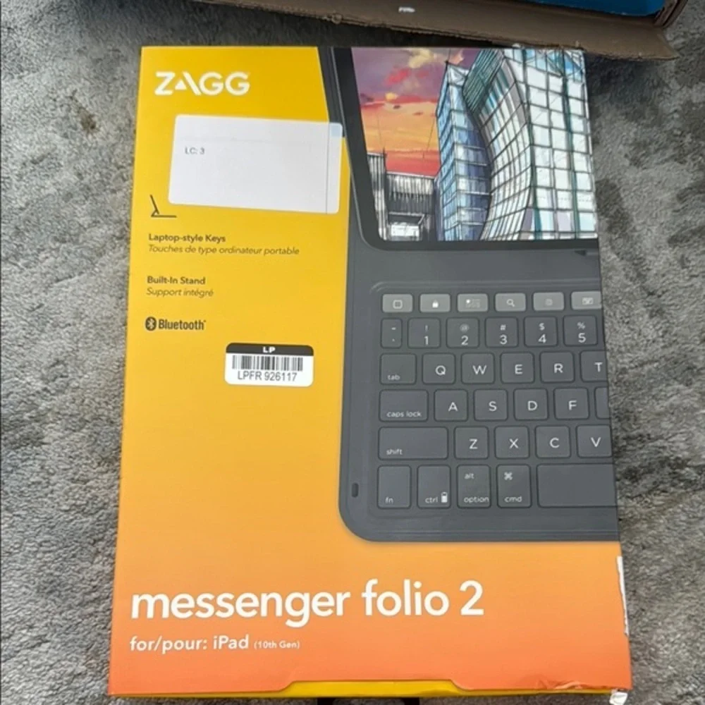ZAGG messenger folio