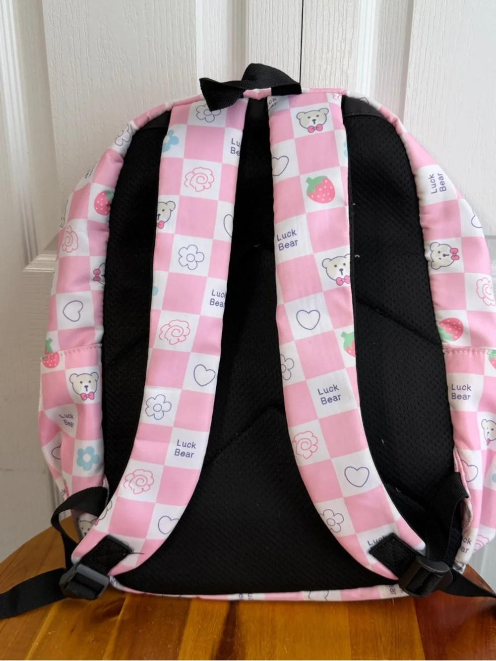 N/A pink white