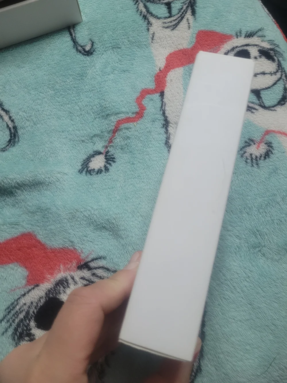 Apple sleeve out design