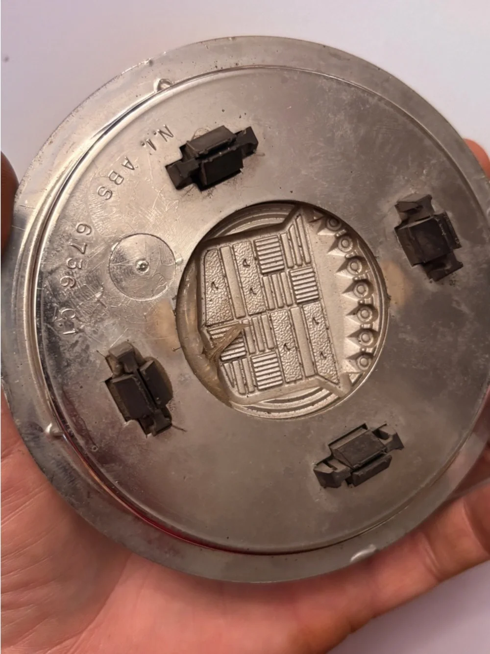 Cadillac cap ideal clip