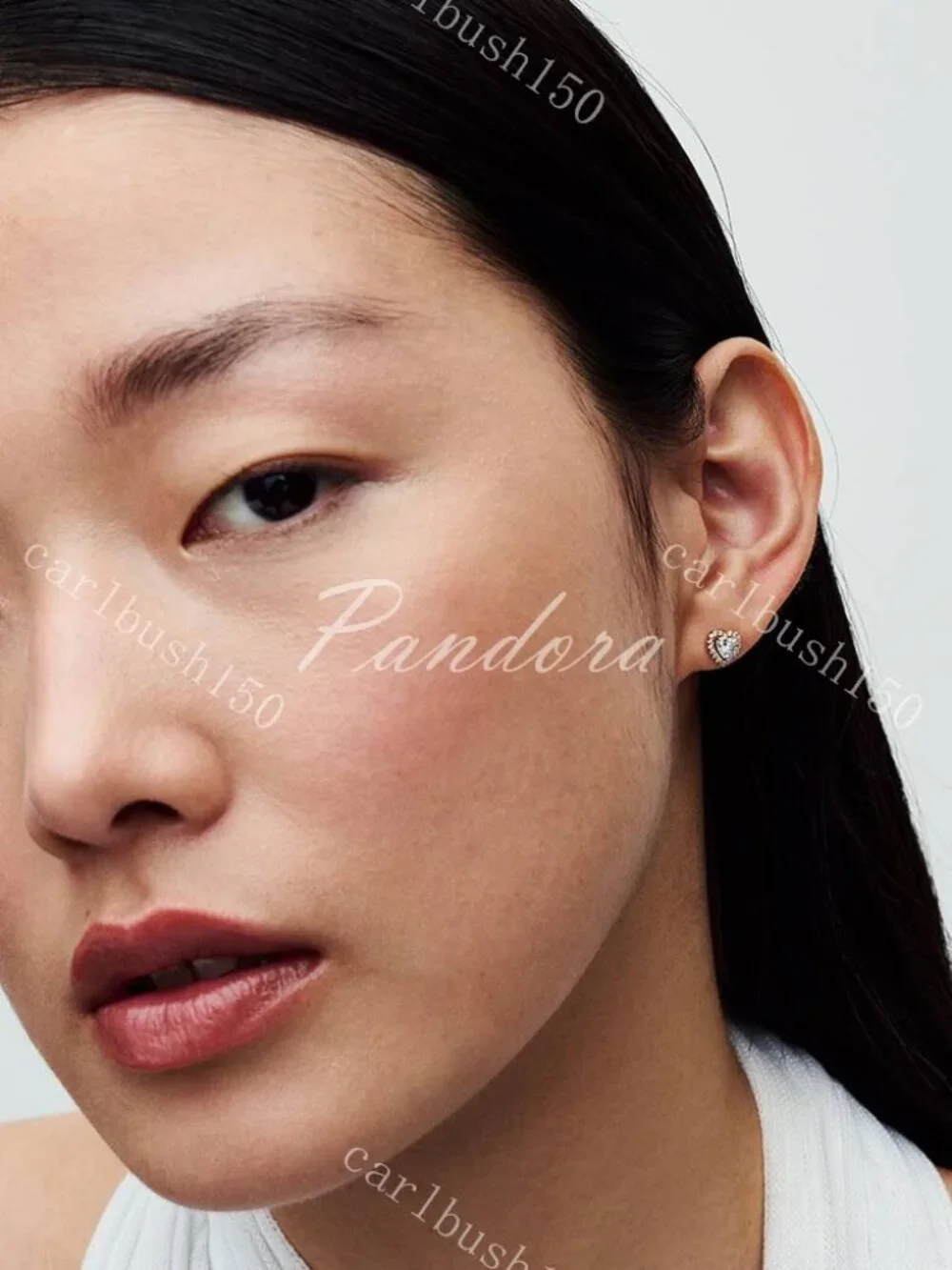 Pandora 🚚 ships