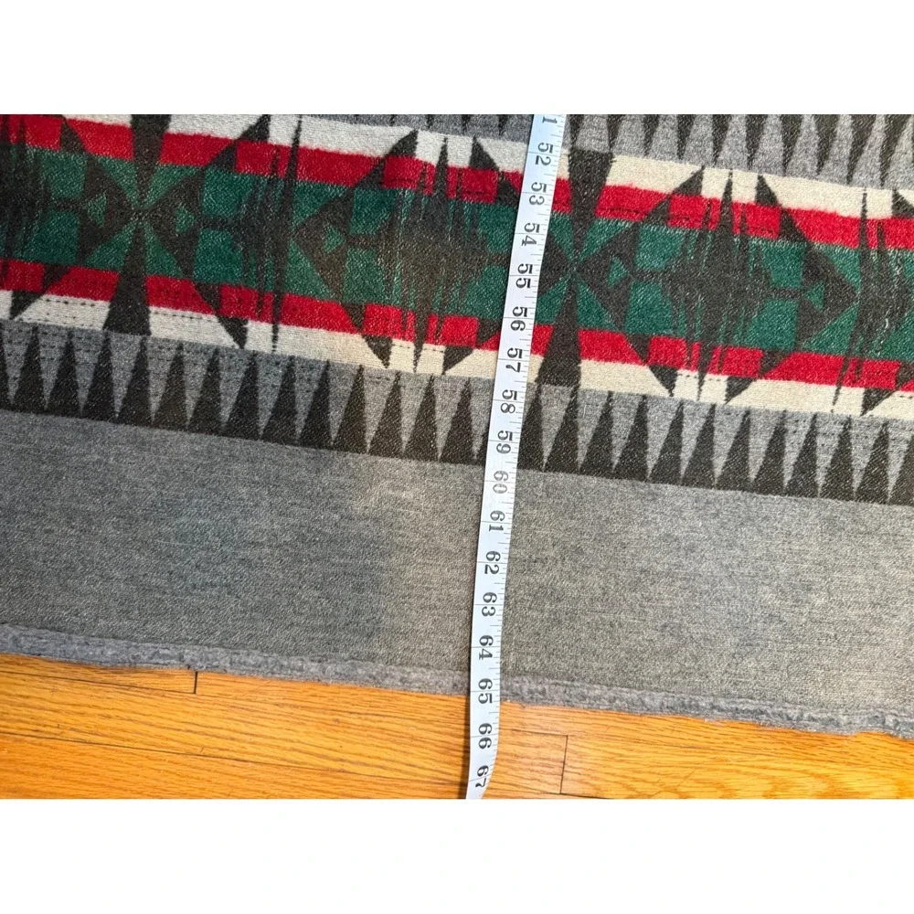 Unbranded blanket showcases piece