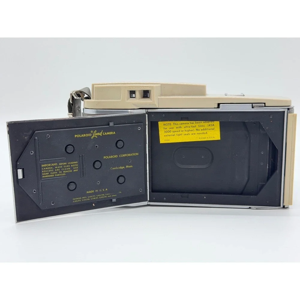 Vintage Polaroid Folding Land Camera The 800 Untested w/ Case & Accessories
