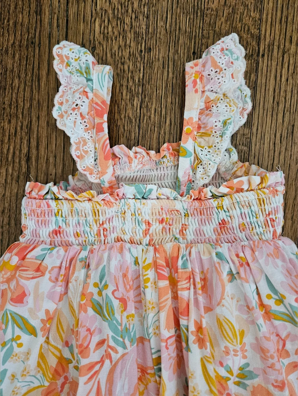 N/A pink orange lining