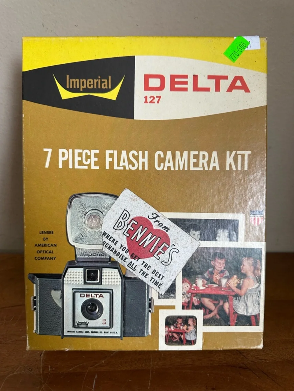 Collectible Vintage 1960's Imperial Delta 127 Flash 7-Piece Camera Original Box