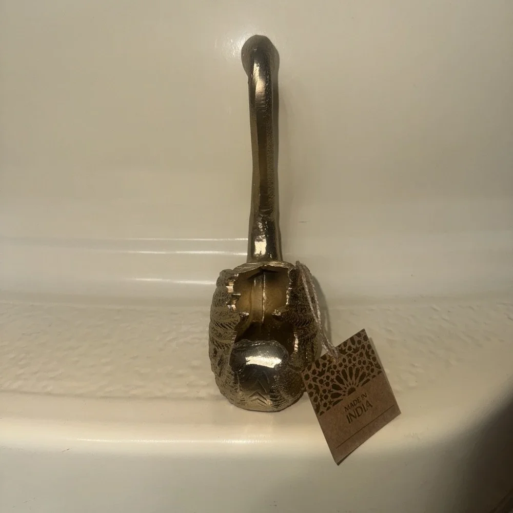 N/A brass swan