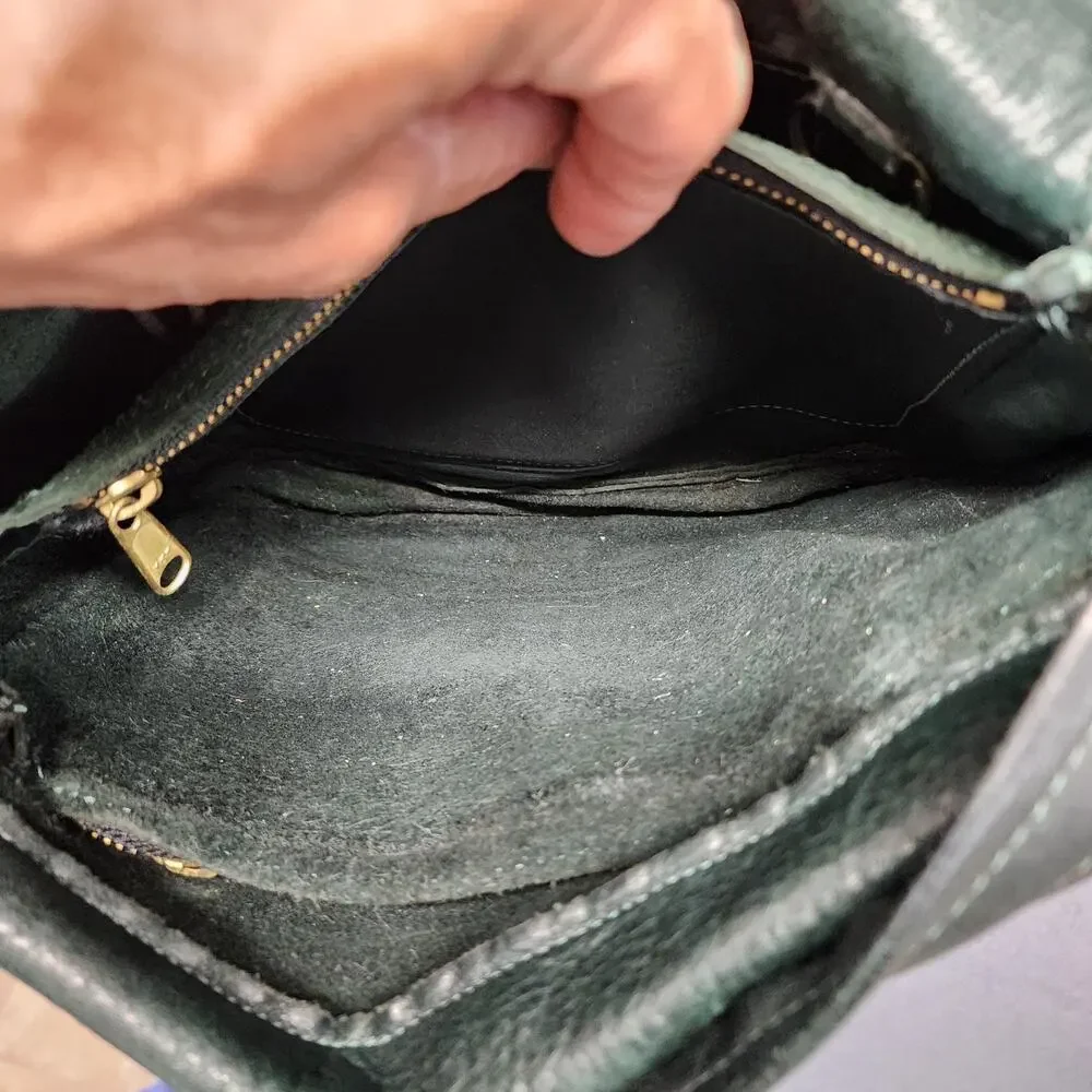 Unknown leather shoulder