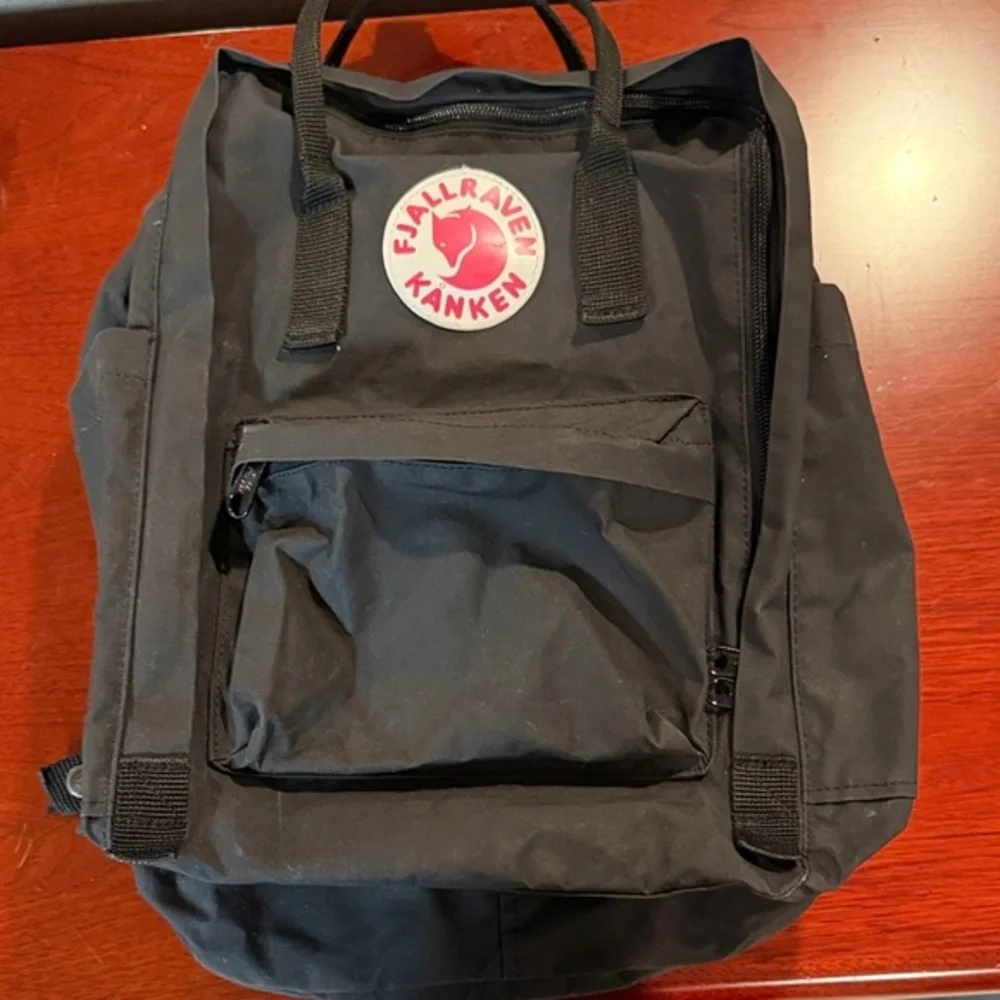 Kånken Black Backpack