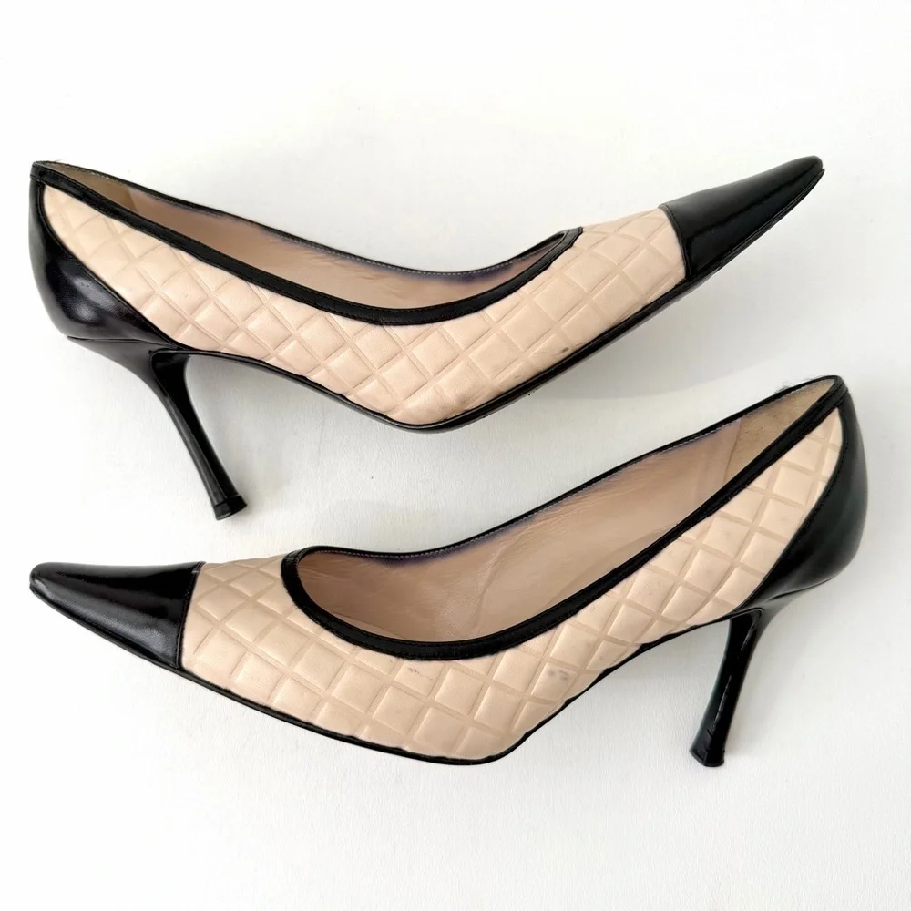 CHANEL || Beige Quilted Leather Black Cap Toe Pointed Pumps Heels EU 37