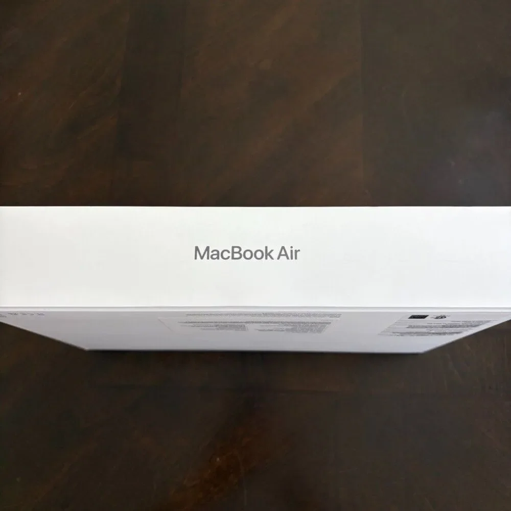 Apple empty box