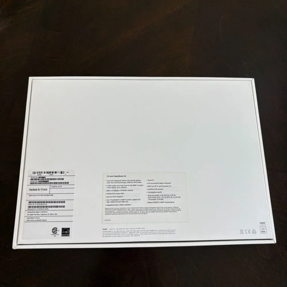 Apple empty box