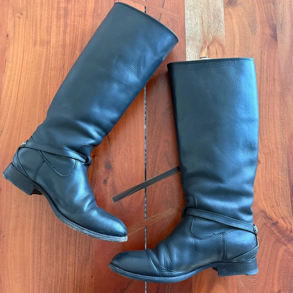 Frye sleek black