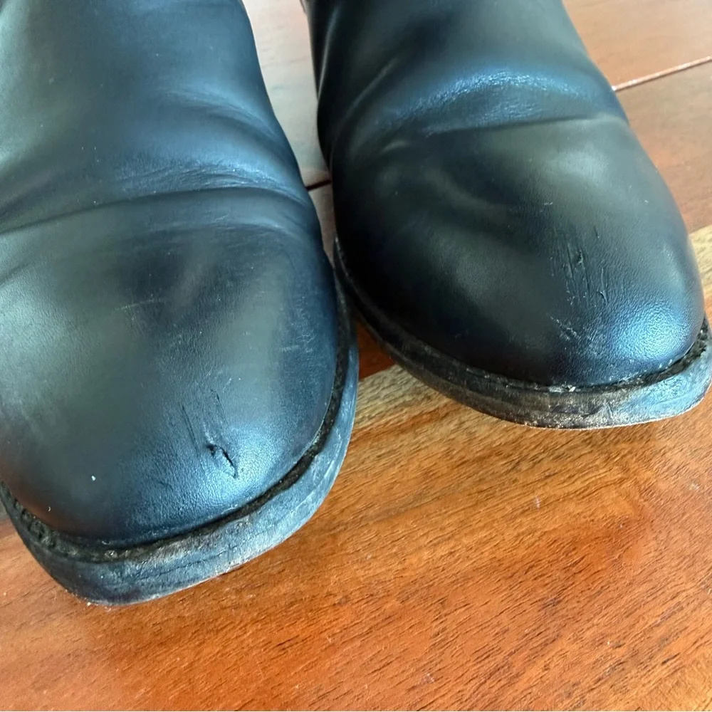 Frye sleek black