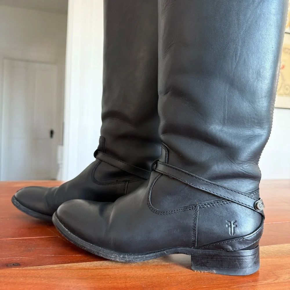Frye sleek black
