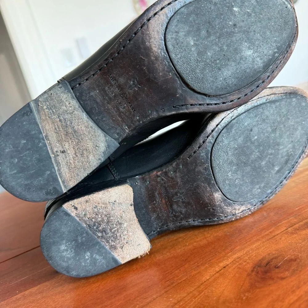 Frye sleek black