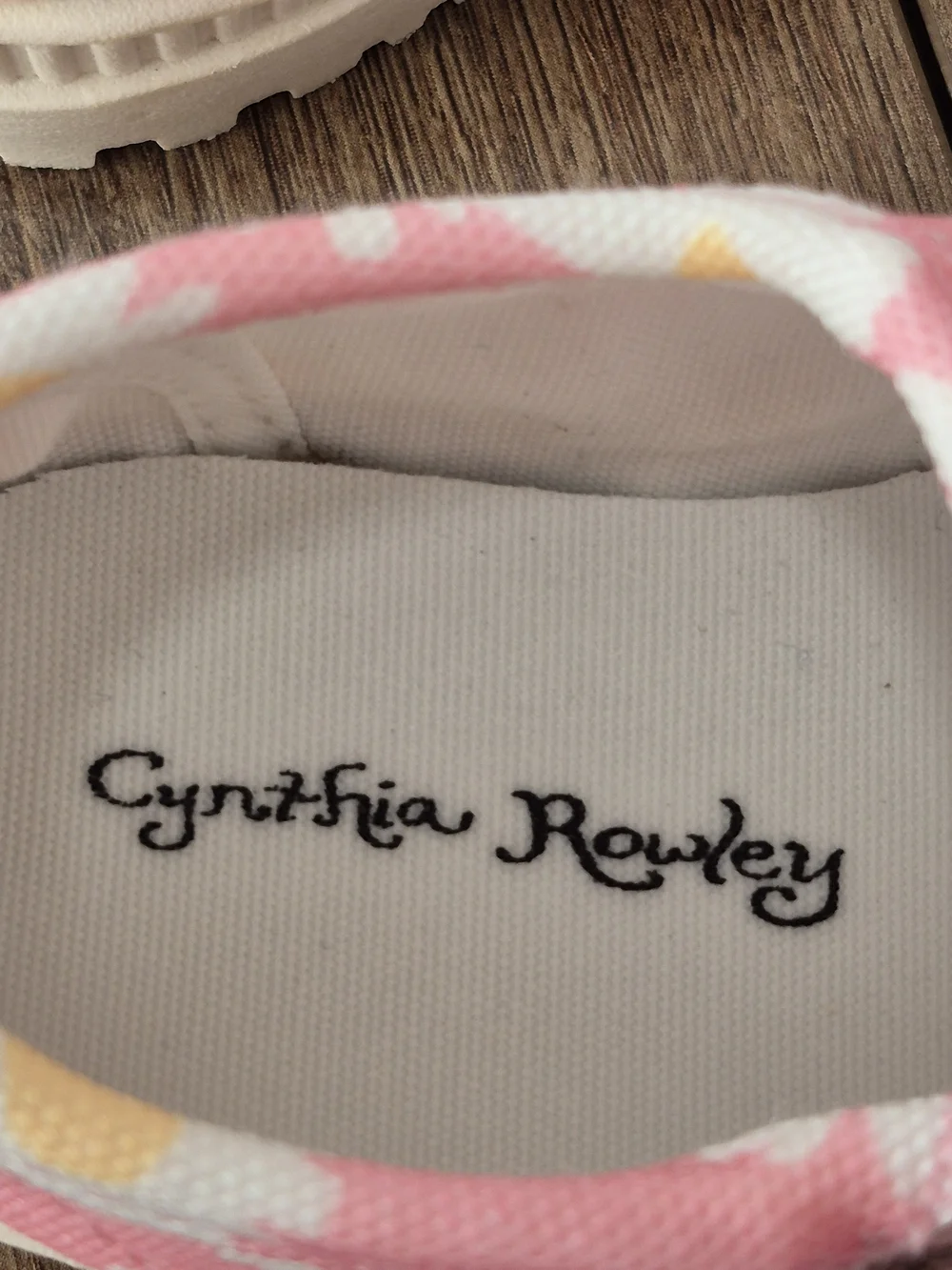 Cynthia Rowley dried interior