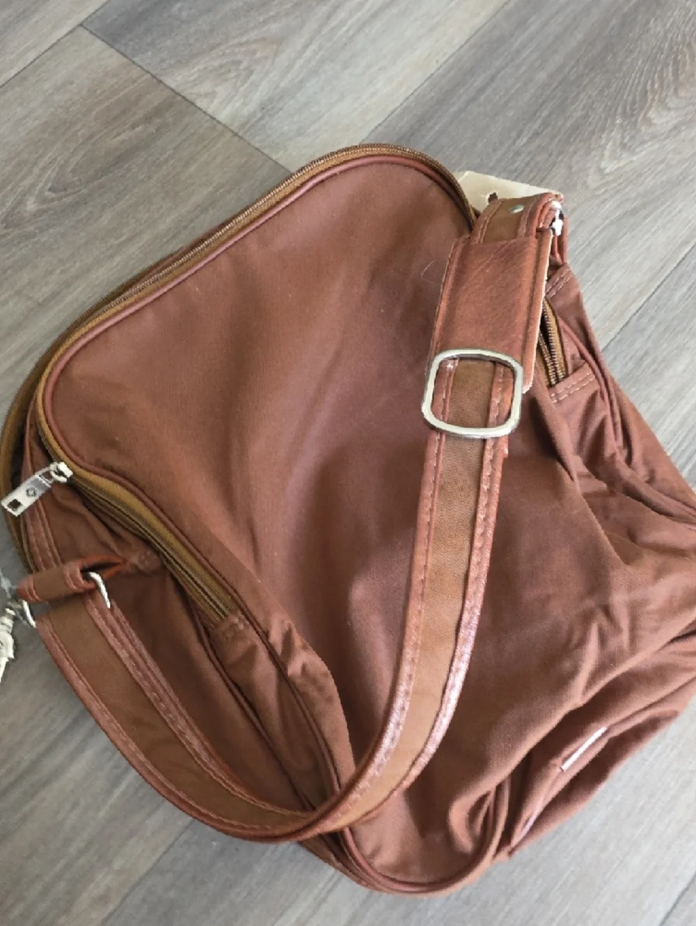 Samsonite compact crossbody