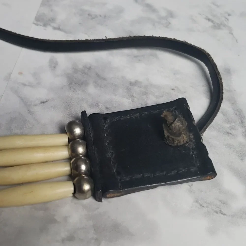 N/A vintage bone