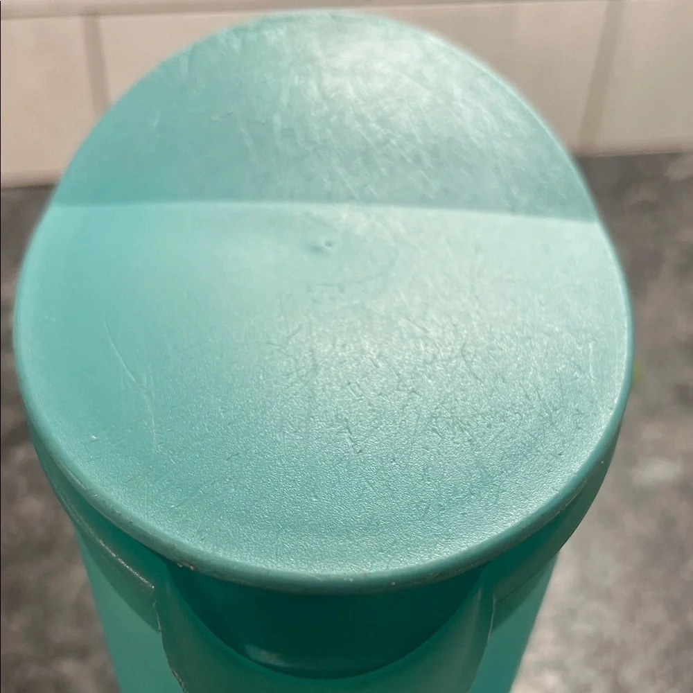Tupperware this slim