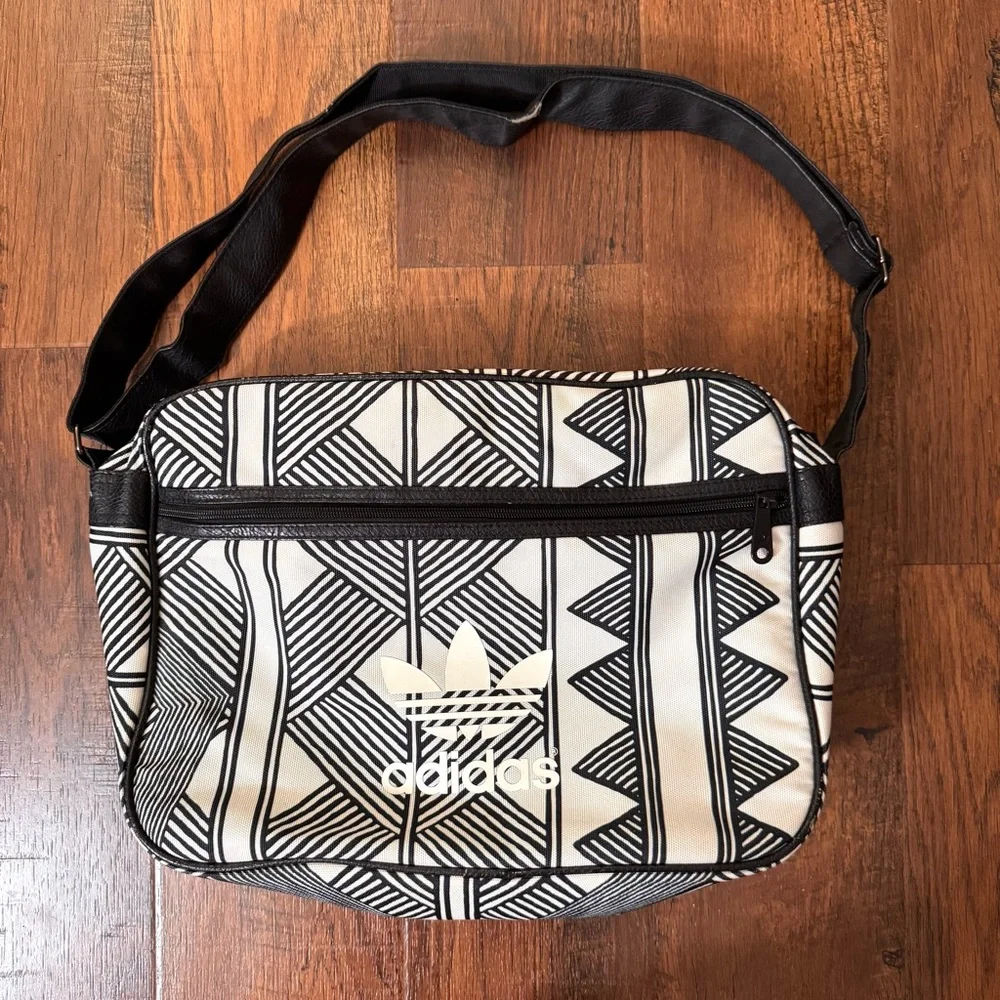 adidas authentic black