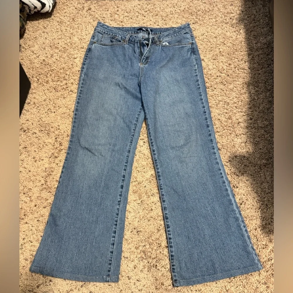 Chadwick Jean-Women's Blue Jeans