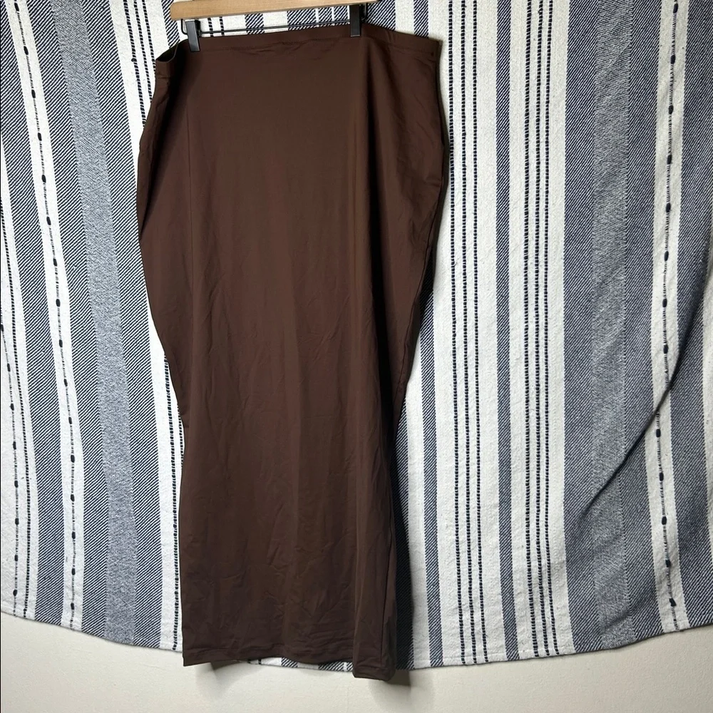 SKIMS size 3x