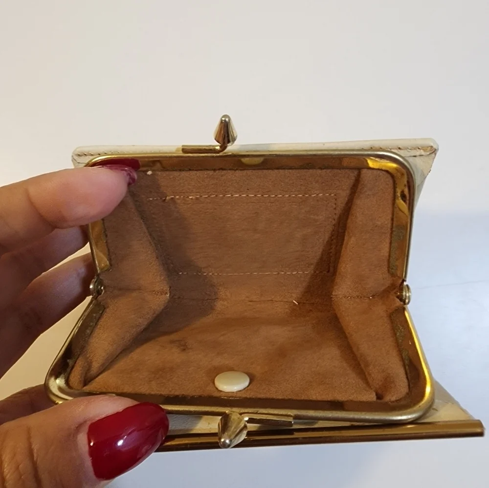 Daniel de Paris vintage coins