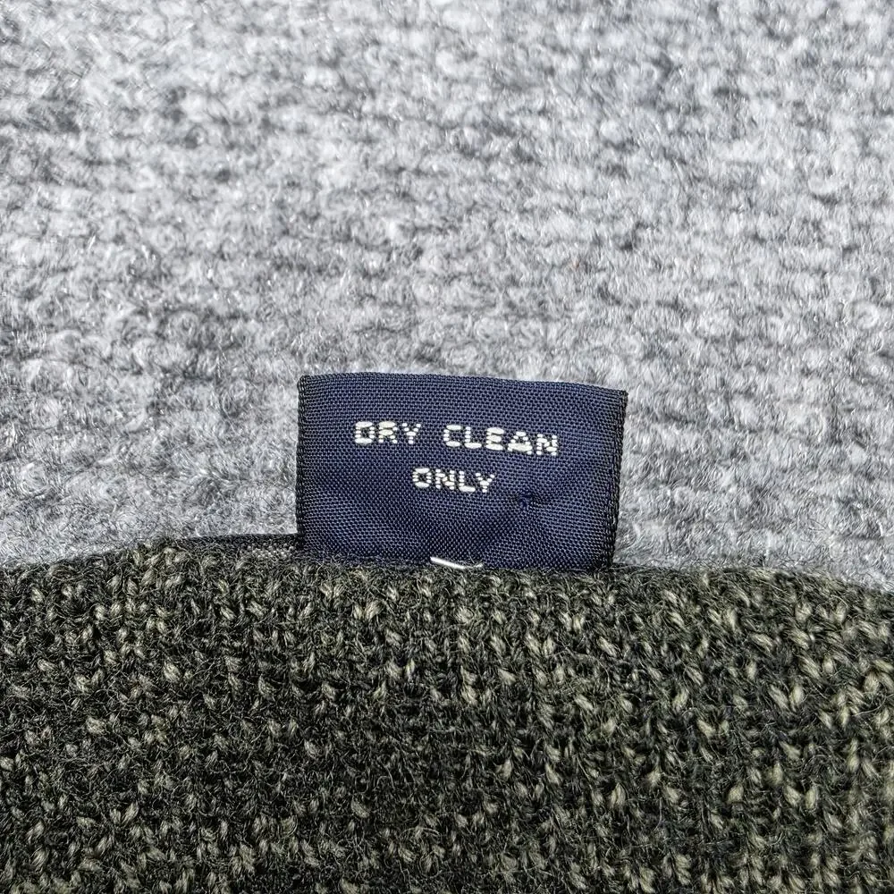 Brooks Brothers up sale