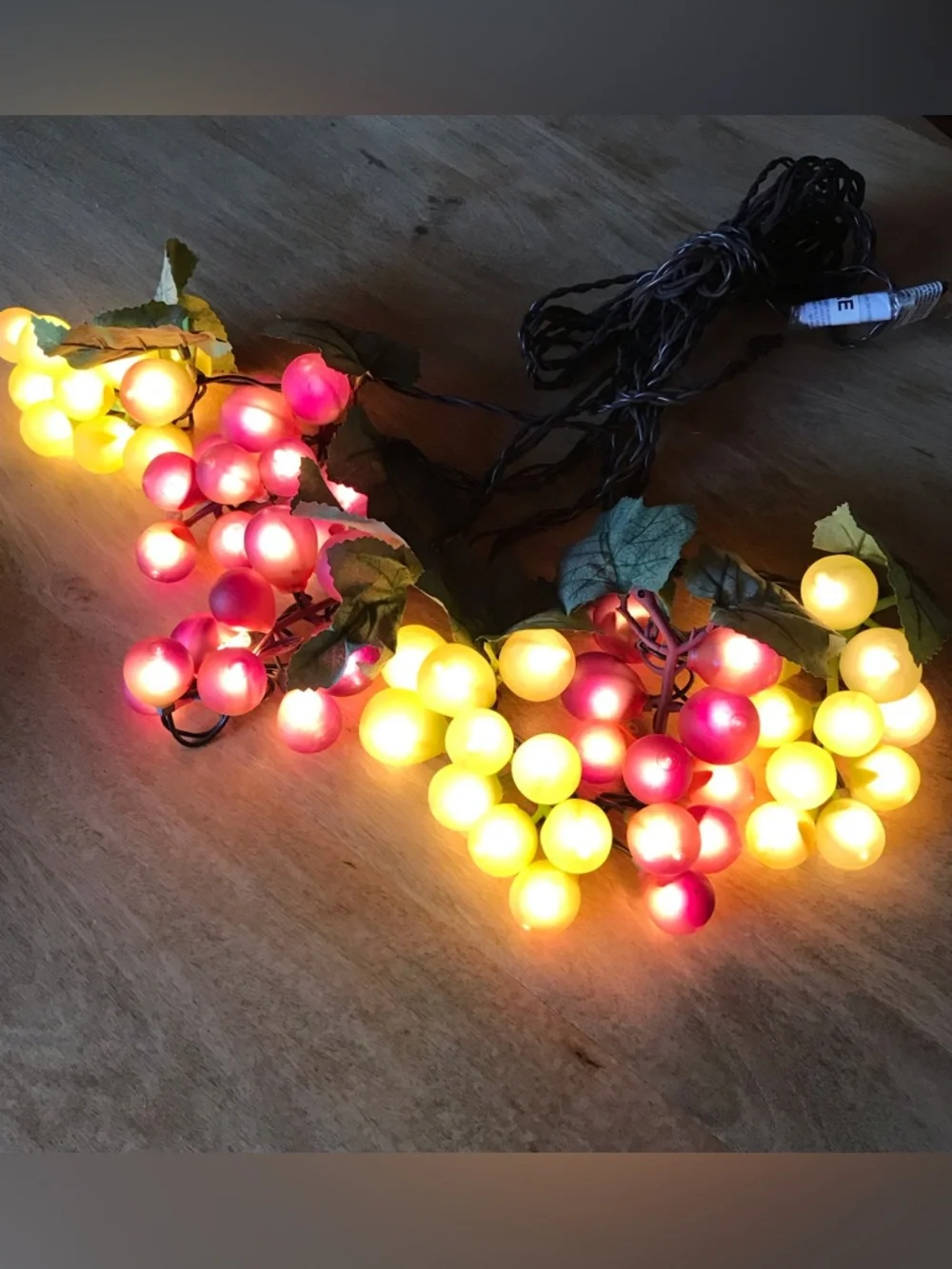 N/A decorative string