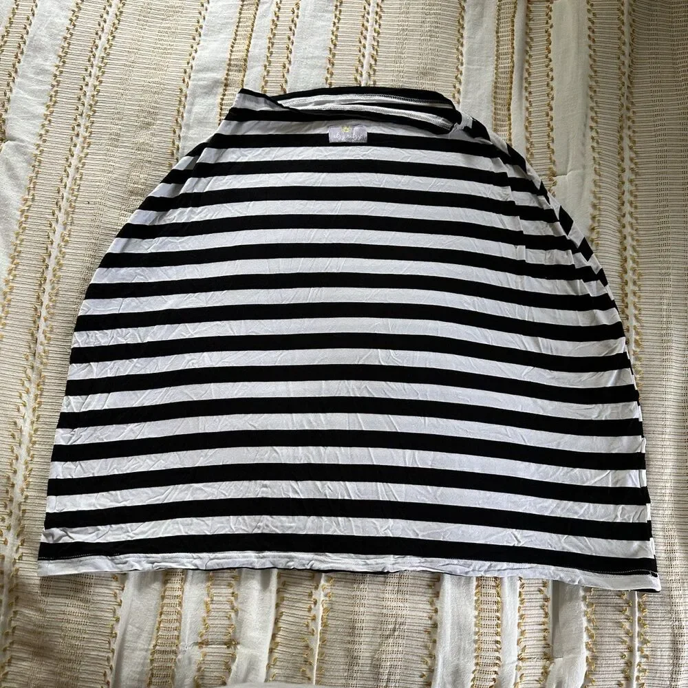 Itzy Ritzy Mom Boss 4-in-1 Nursing & Car Seat Cover Black/White