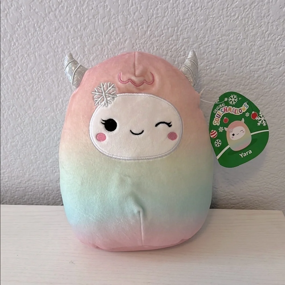 Squishmallow Yara Pastel Plush