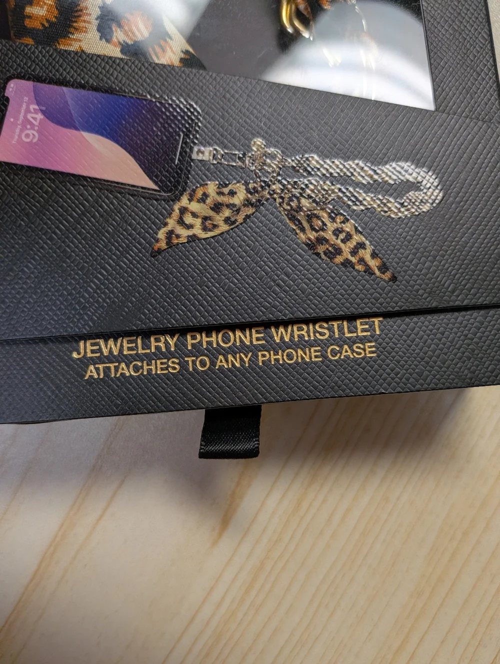 NIB BCBG Leopard Print Phone Jewelry Wristlet & Scarf Chain Charm
