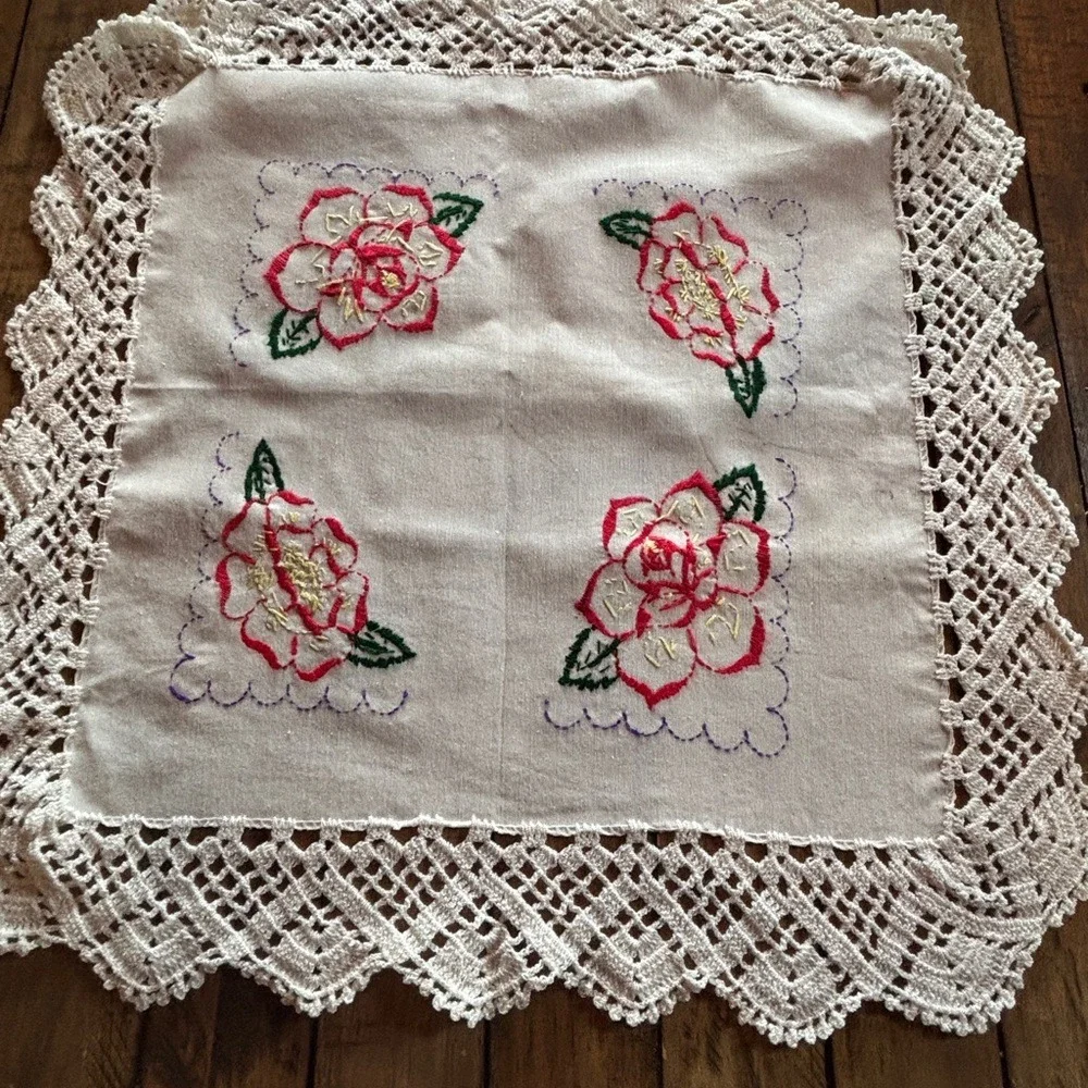 N/A vintage embroidered