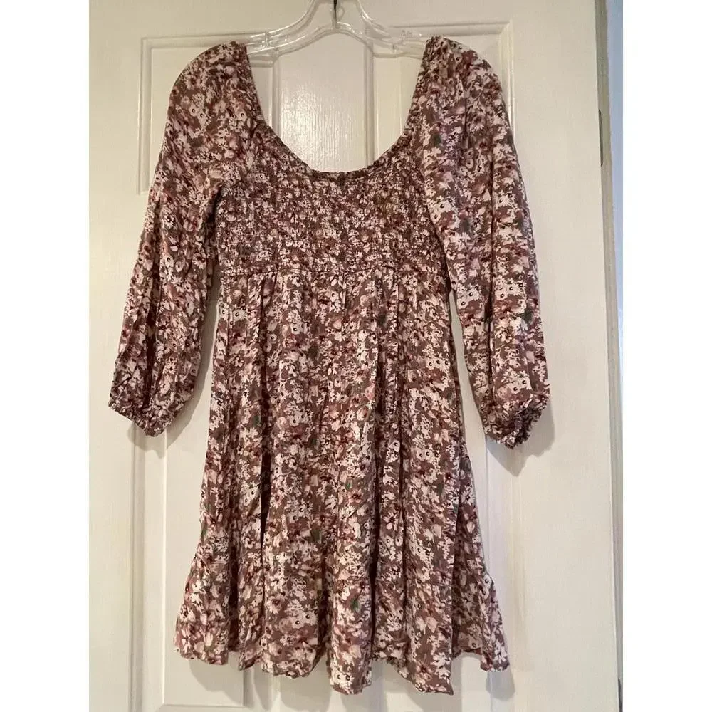 Hollister brown floral