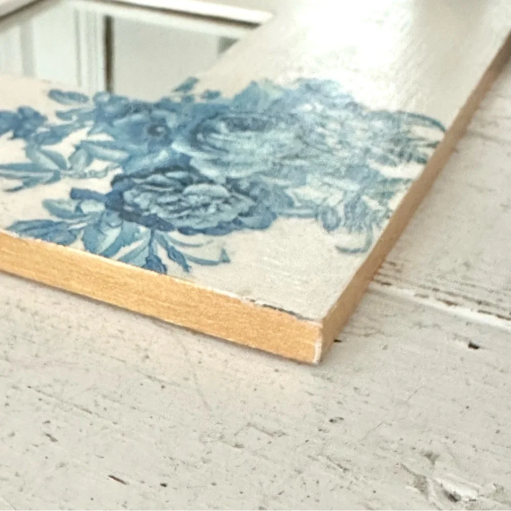 N/A decorative square