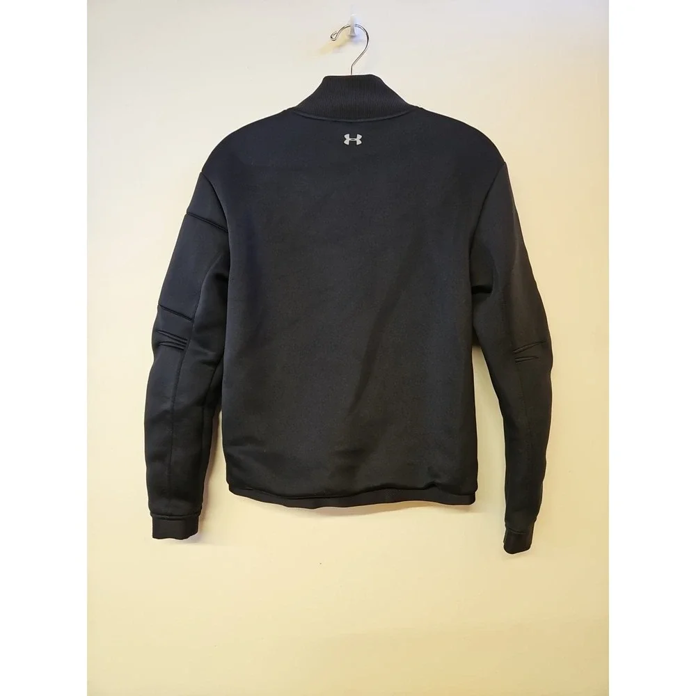 Under Armour gently pre
