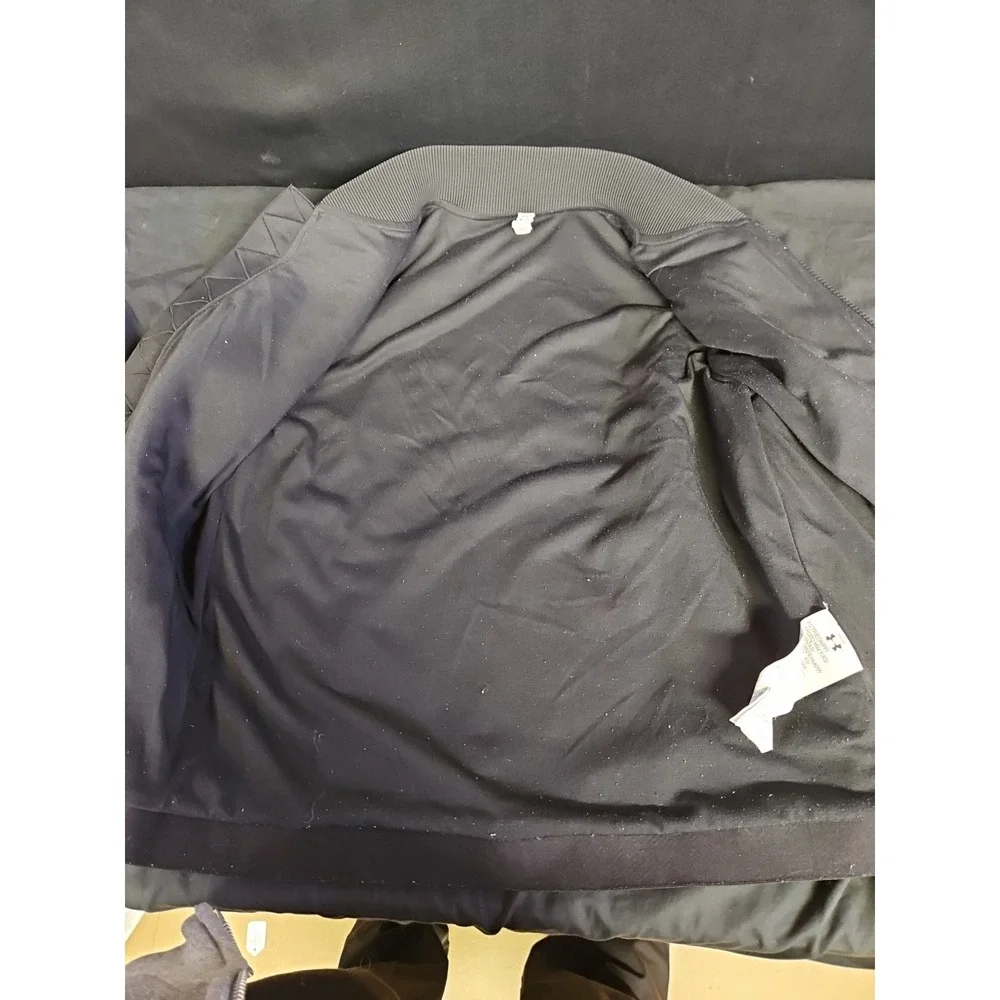 Under Armour gently pre