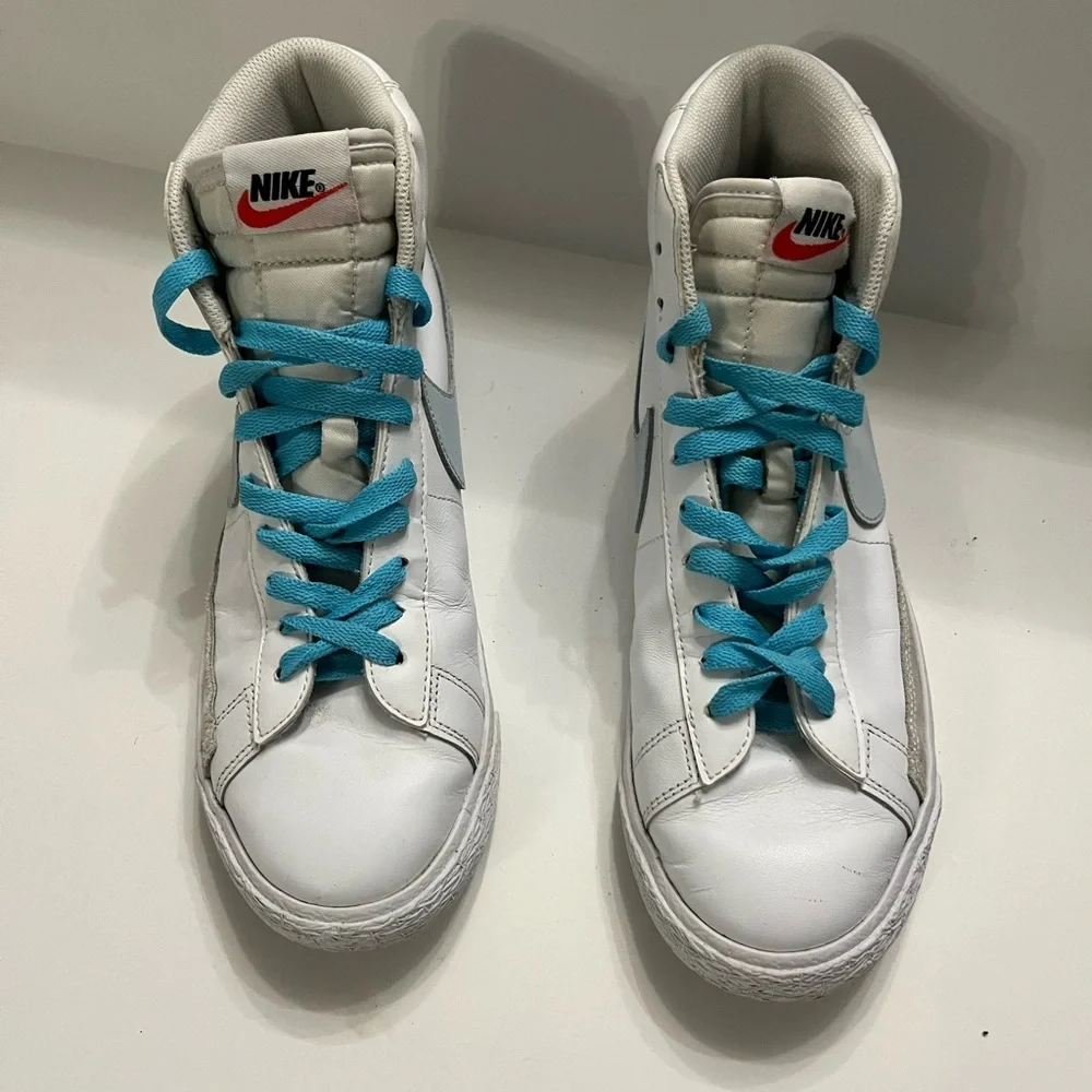 Nike blazer high