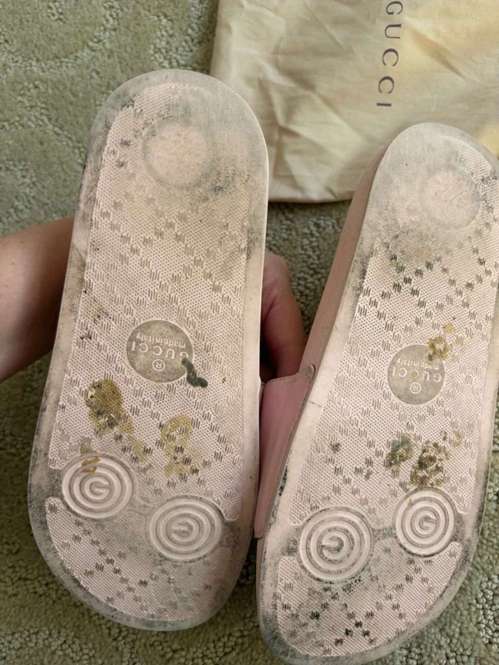 Gucci slide sandals