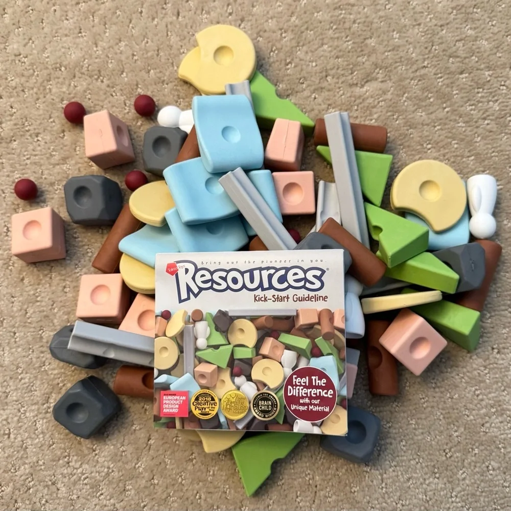 taksa toys explore world