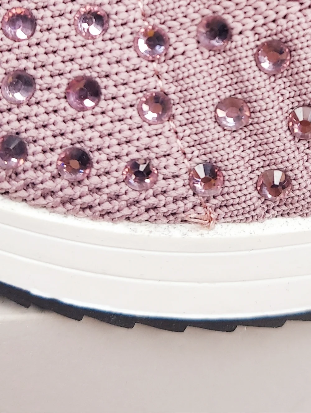 Kenneth Cole Reaction Slip-On Embellished Mauve Knit Sneakers Women's Size 6 NWT