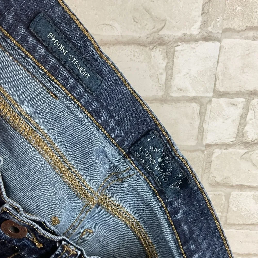 Lucky Brand normal jeans trades