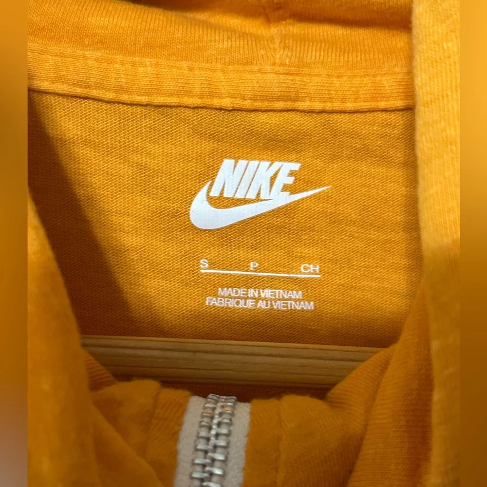 Nike lightweight full