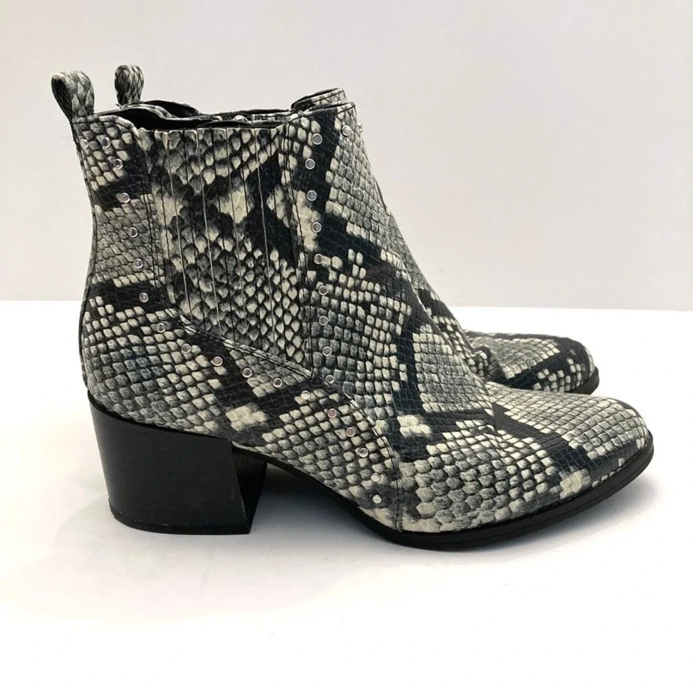 Circus by‎ Sam Edelman Jenna Boots Bootie Snake Faux Leather Studded Womens 6.5