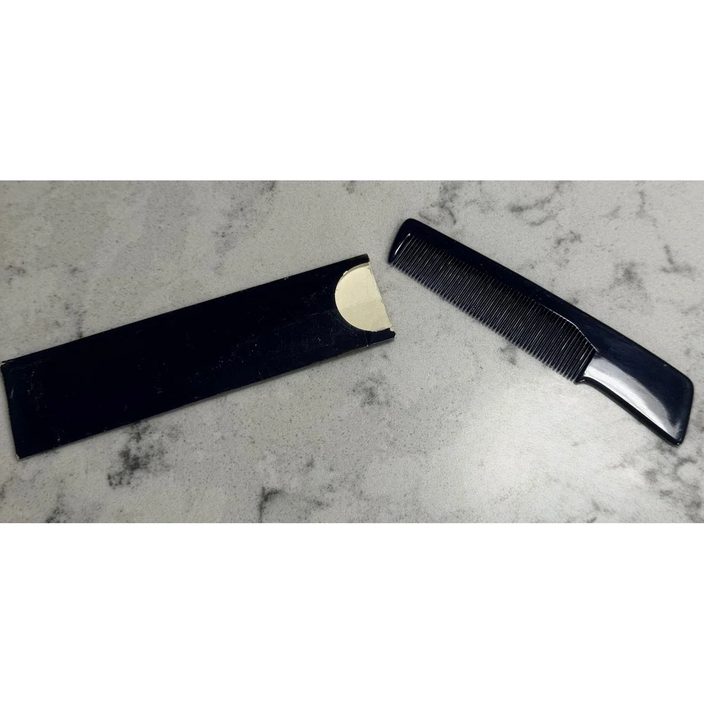Vintage The Ritz-Carlton Hotel Comb – New in Original Sleeve – Rare Collectible