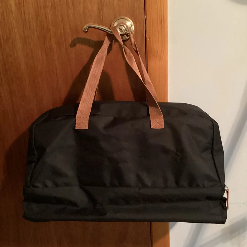 N/A stylish duffle