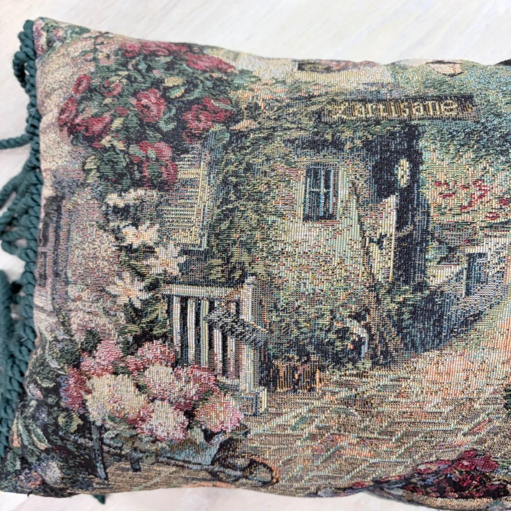 N/A woven tapestry